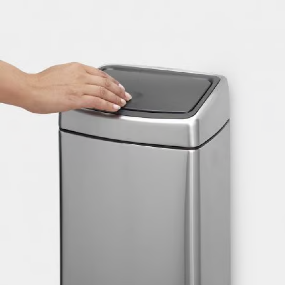 Brabantia｜Touch Bin 方形彈蓋腳踏桶 10L｜無印