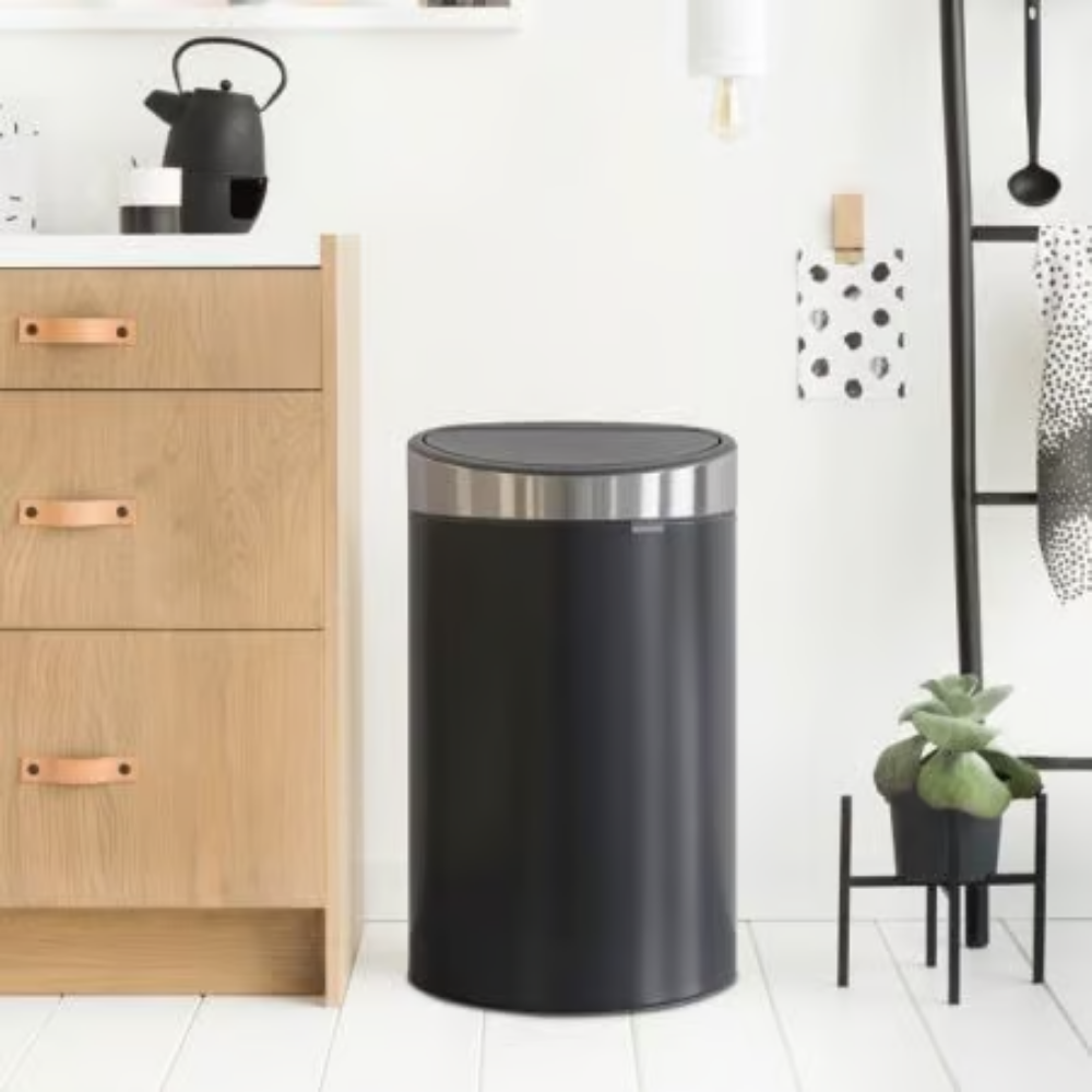 Brabantia｜Touch Bin New 平背彈蓋垃圾桶 40L｜塑膠內桶｜3款顏色