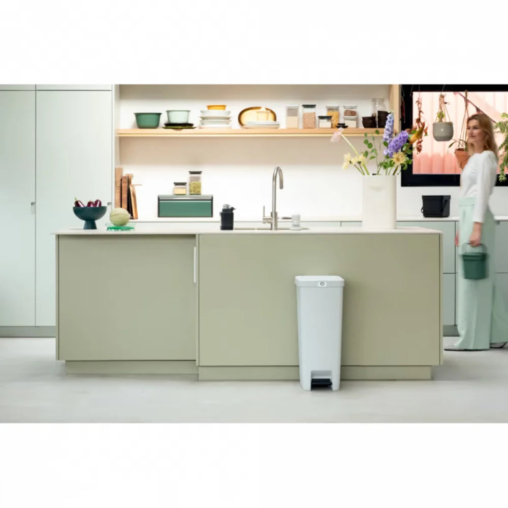 Brabantia｜Stepup Pedal Bin 長形腳踏桶 40L