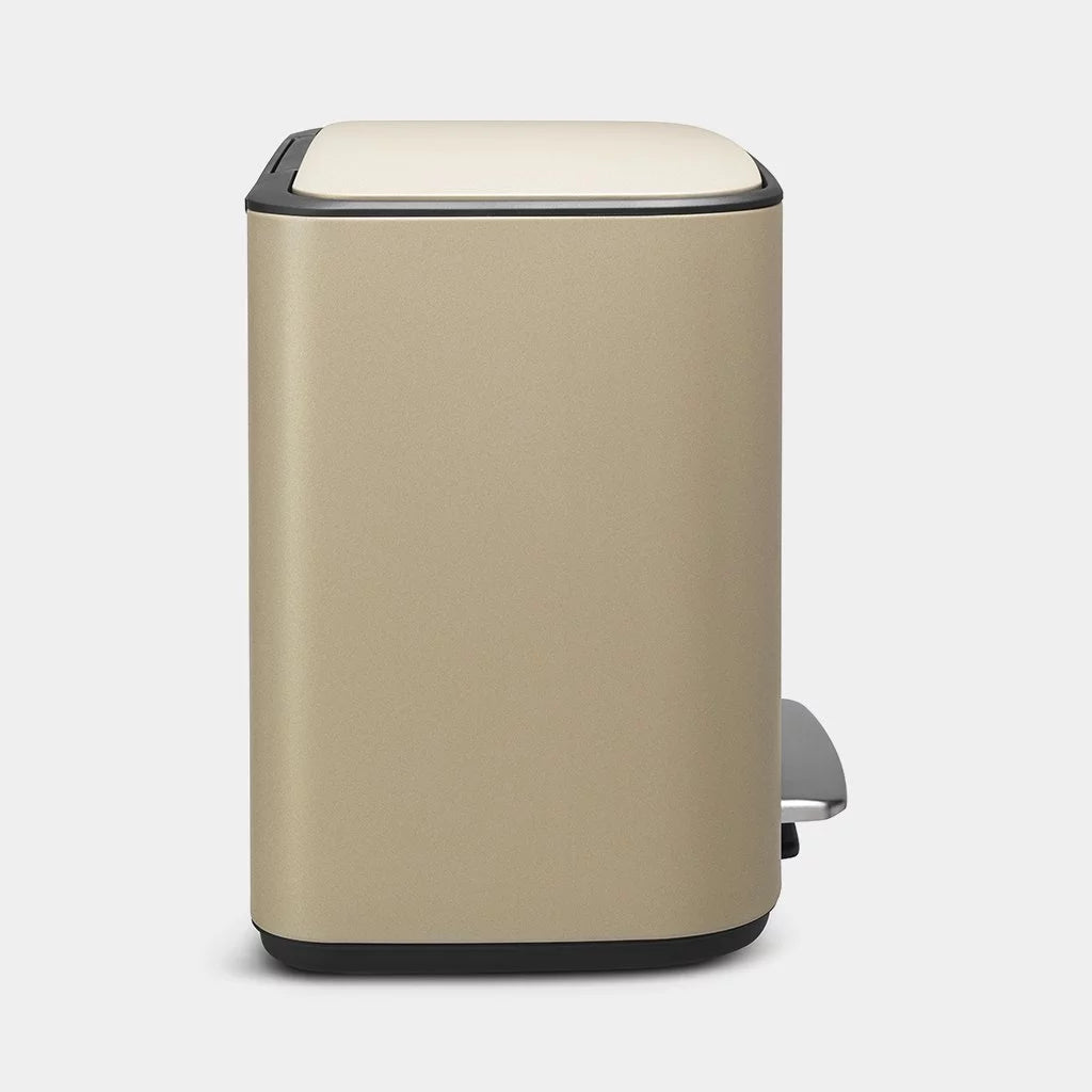 Brabantia｜Bo Pedal Bin 長形防指紋腳踏桶 36L｜4款顏色