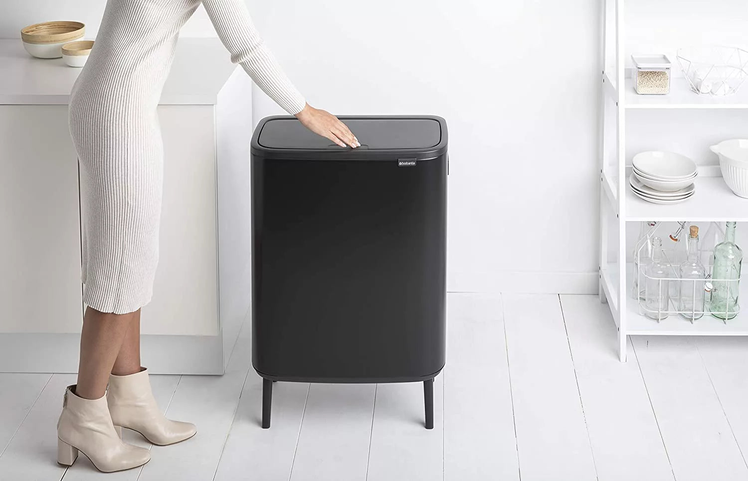 Brabantia｜Bo Touch Bin HI high-leg long spring lid bucket 60L｜Matt Black matte black