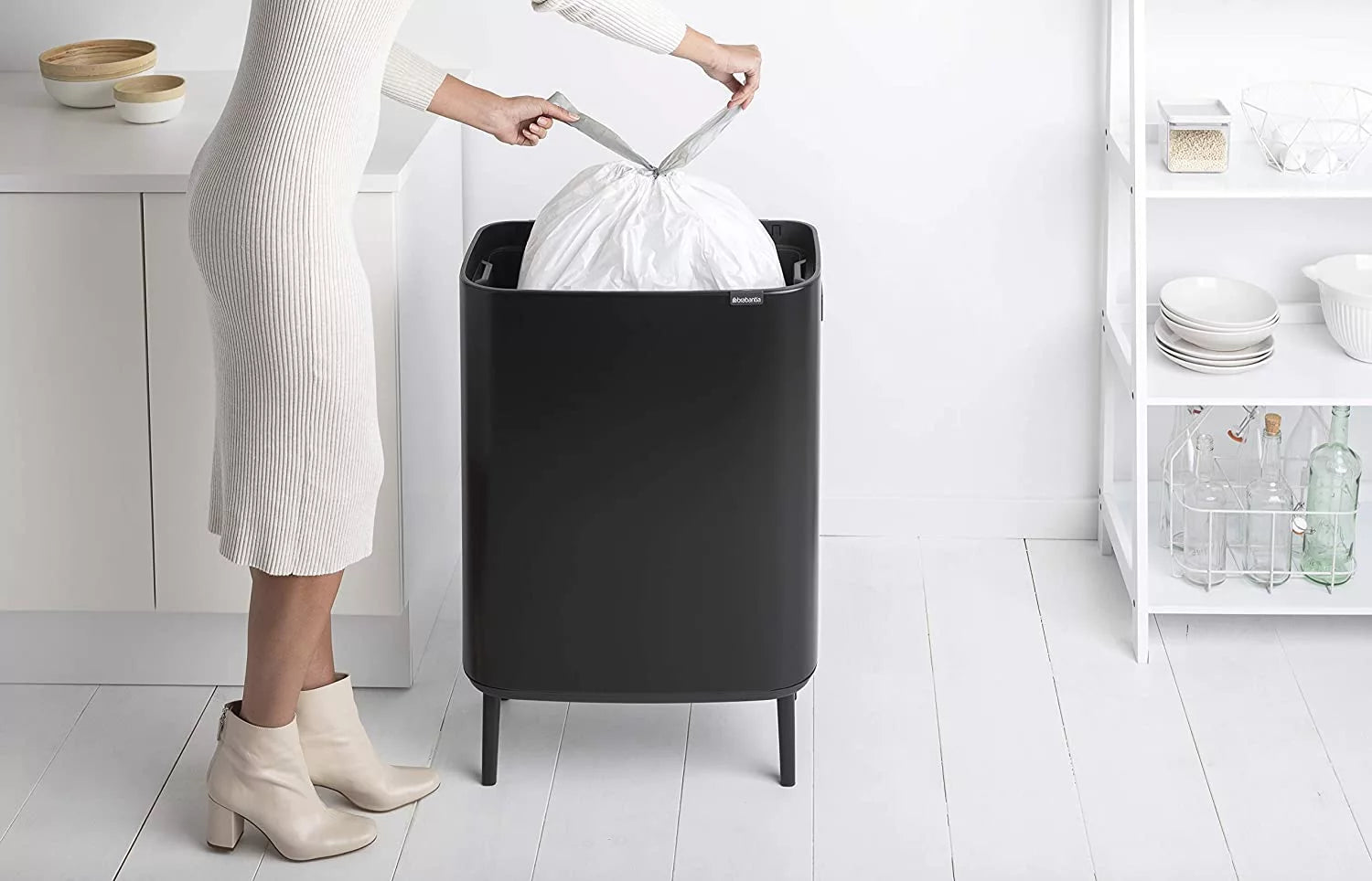 Brabantia｜Bo Touch Bin HI 高腳長形彈蓋桶 60L｜Matt Black啞黑