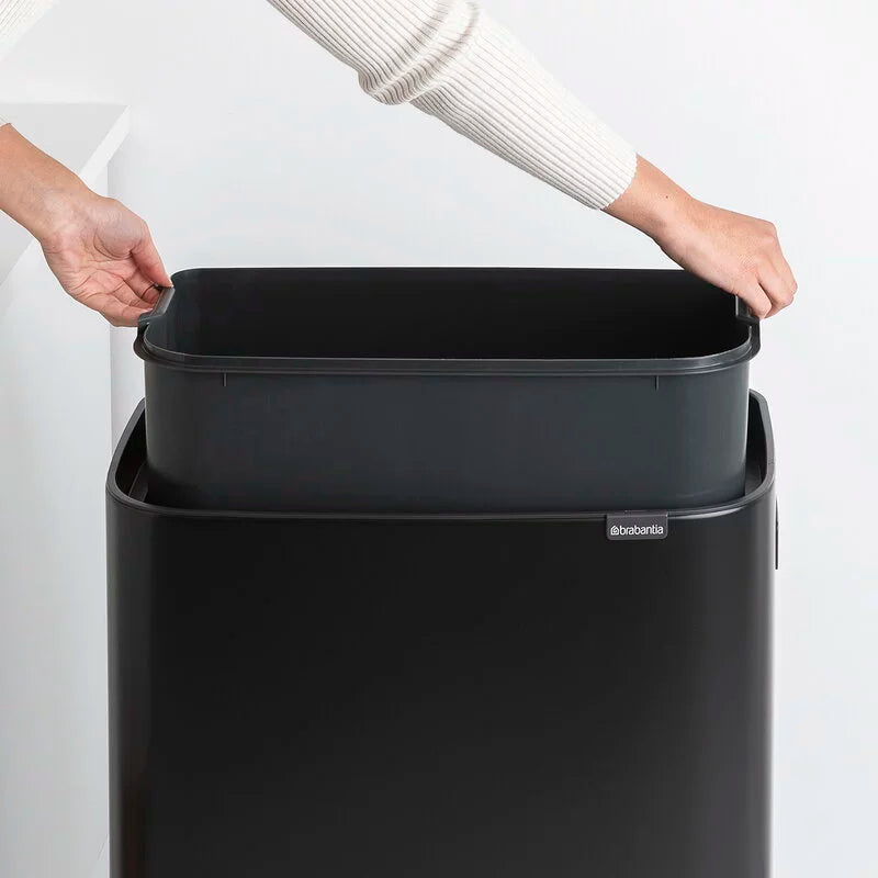 Brabantia｜Bo Touch Bin HI 高腳長形彈蓋桶 60L｜Matt Black啞黑