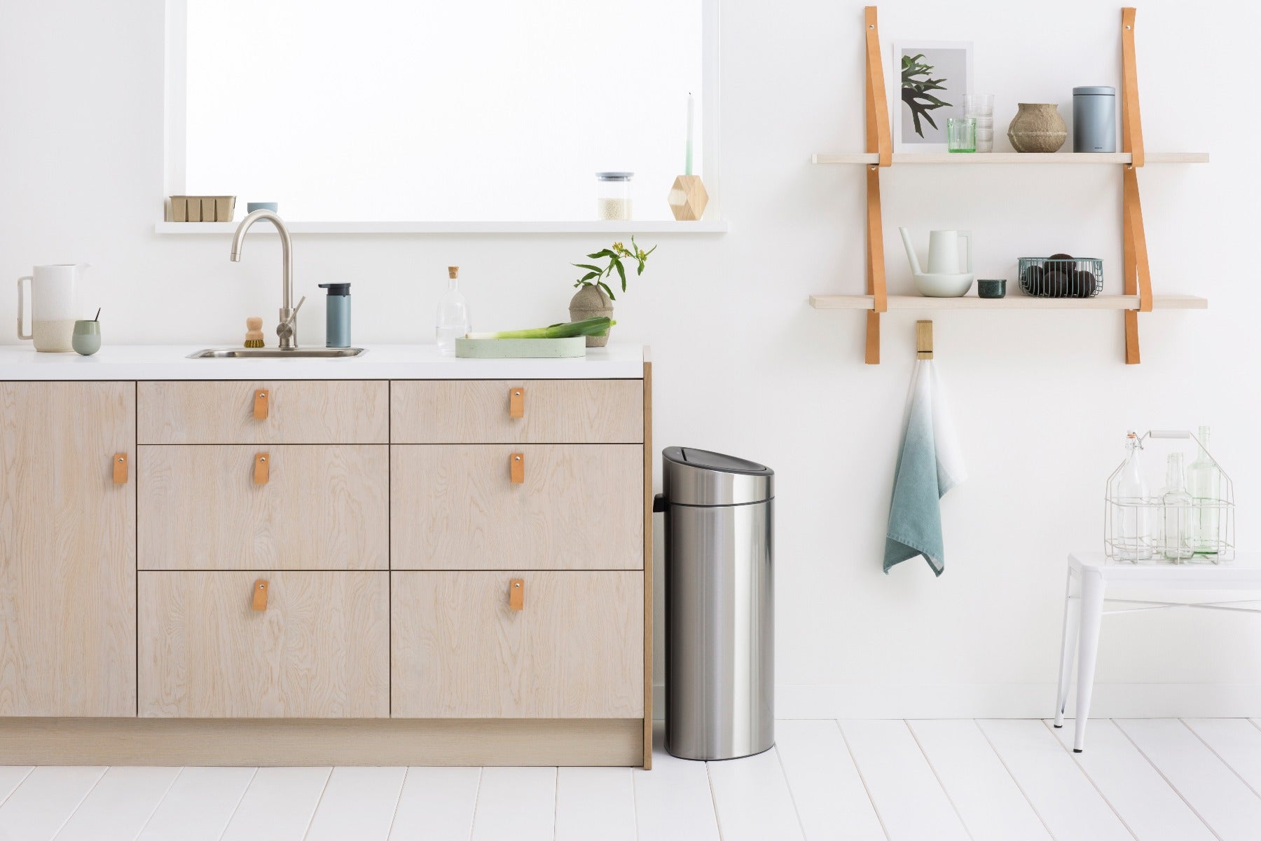 Brabantia｜Touch Bin New Recycle semi-circular flat back flip-up trash can 10＋23L｜recycling dual-use｜Brushed unprinted sand steel