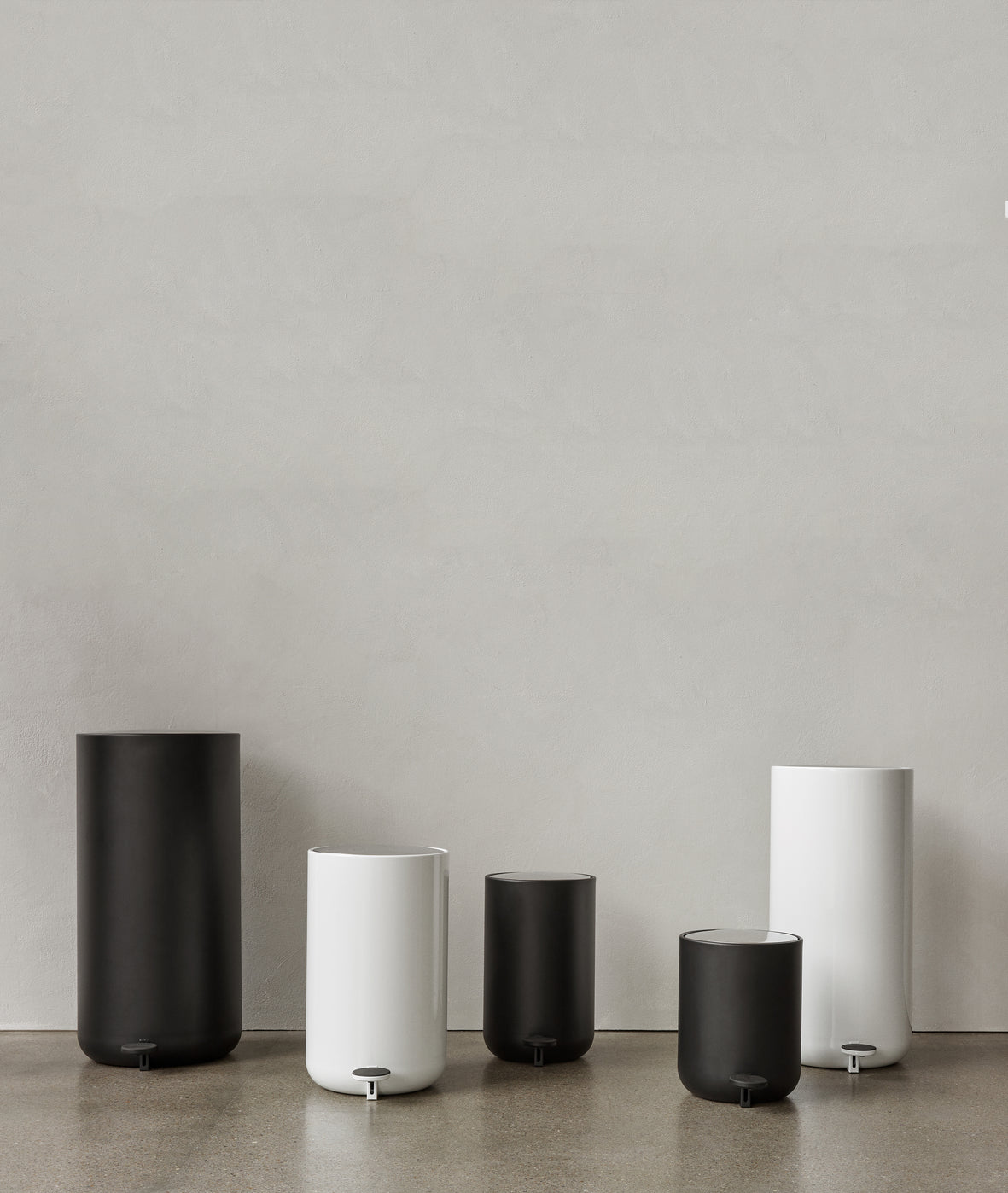 Menu - Denmark｜Norm Architects｜Pedal Bin Round Silent Pedal Bin 11L｜2 colors 