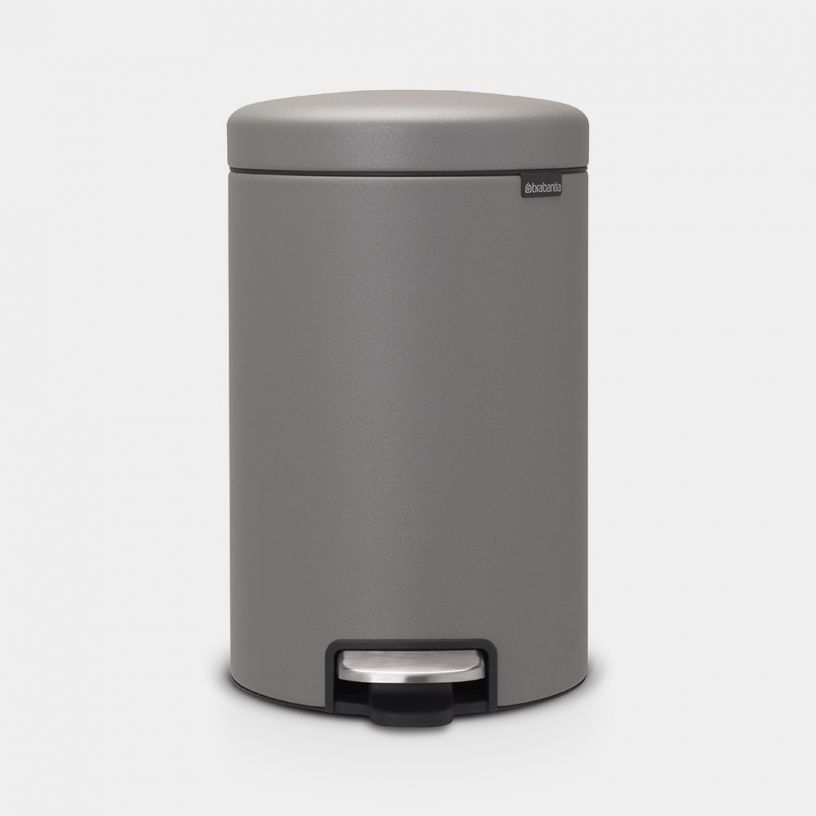 Brabantia｜Pedal Bin Flatback+ 靜音半圓平背腳踏桶 30L｜2款顏色